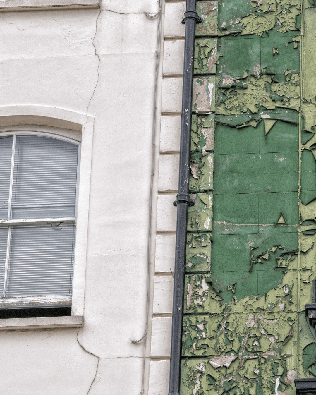 before-after-exterior-paint-restoration-London-home